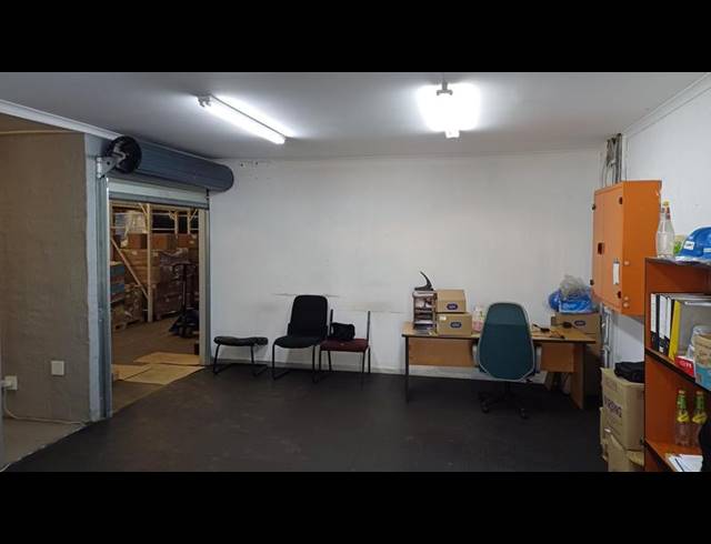 INDUSTRIAL PROPERTY TO RENT IN HENNOPSPARK
